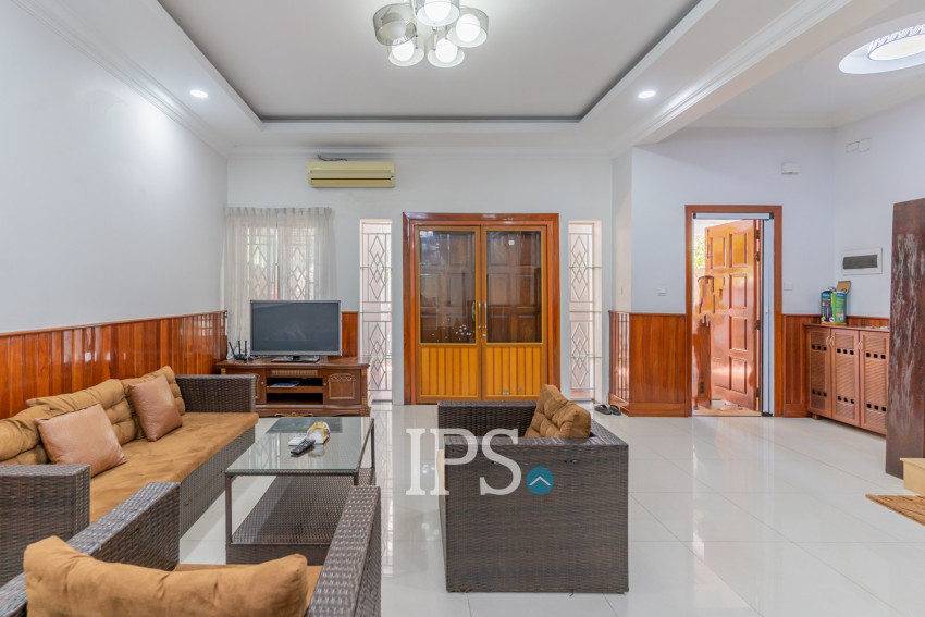 4 Bedroom Villa For Rent - Bassac Garden City, Tonle Bassac, Phnom Penh
