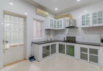 4 Bedroom Villa For Rent - Bassac Garden City, Tonle Bassac, Phnom Penh thumbnail