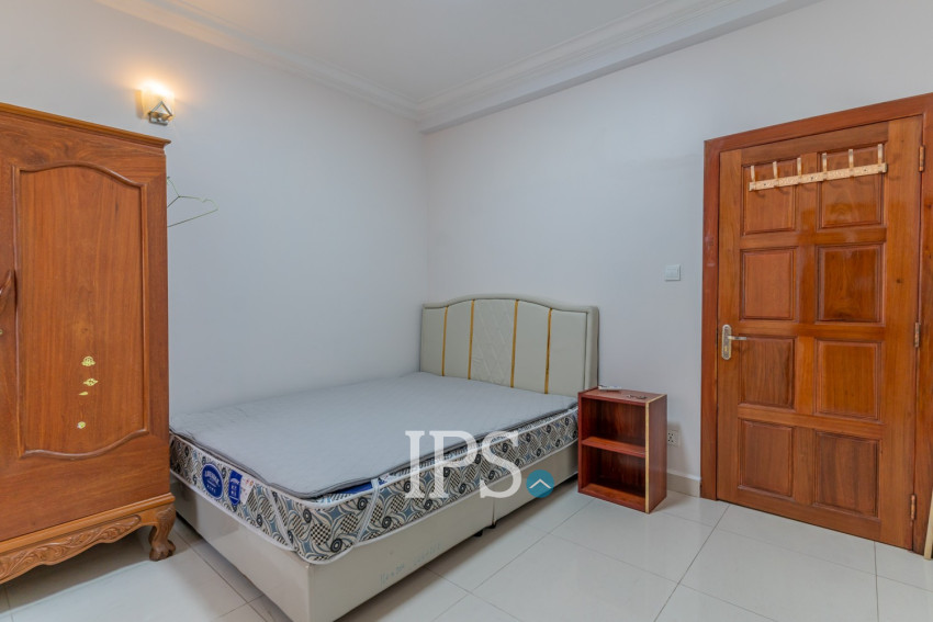 4 Bedroom Villa For Rent - Bassac Garden City, Tonle Bassac, Phnom Penh