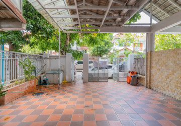 4 Bedroom Villa For Rent - Bassac Garden City, Tonle Bassac, Phnom Penh thumbnail
