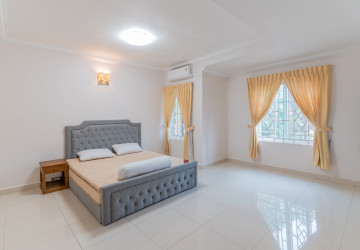 4 Bedroom Villa For Rent - Bassac Garden City, Tonle Bassac, Phnom Penh thumbnail