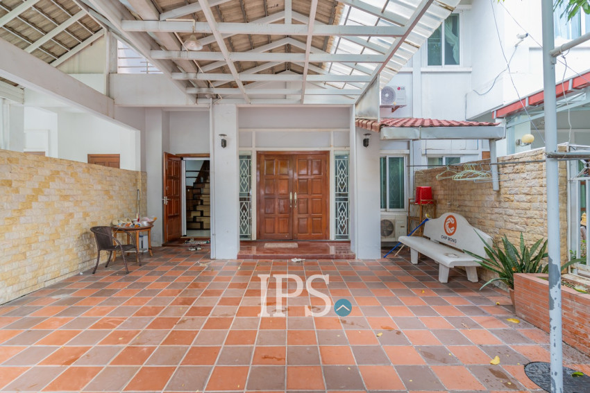 4 Bedroom Villa For Rent - Bassac Garden City, Tonle Bassac, Phnom Penh