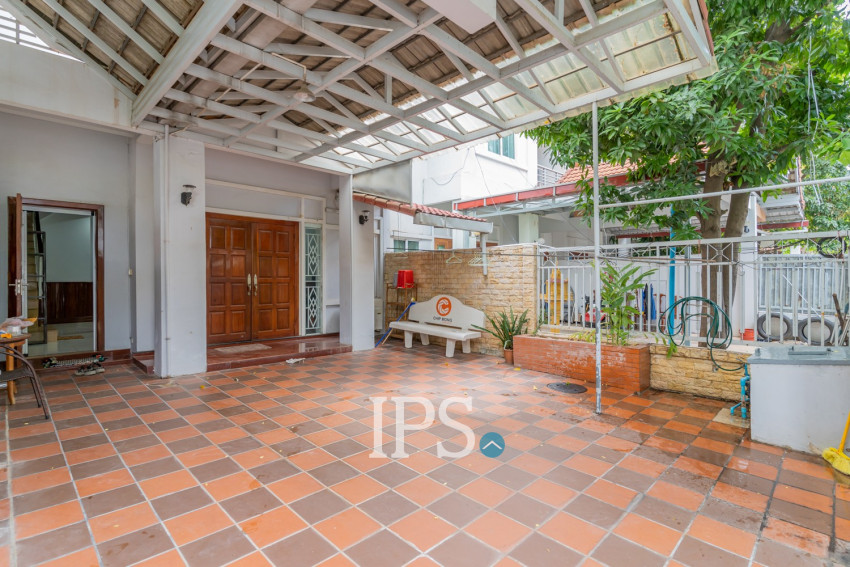 4 Bedroom Villa For Rent - Bassac Garden City, Tonle Bassac, Phnom Penh