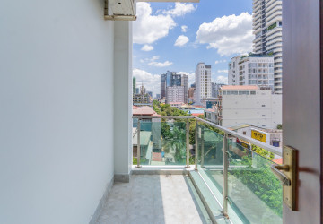 1 Bedroom Serviced Apartment For Rent - BKK1, Phnom Penh thumbnail