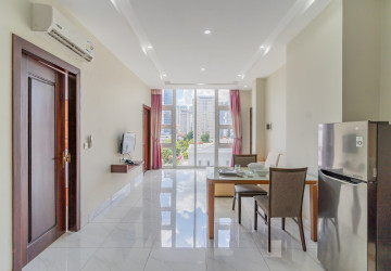 1 Bedroom Serviced Apartment For Rent - BKK1, Phnom Penh thumbnail