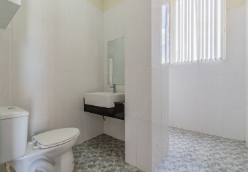 1 Bedroom Serviced Apartment For Rent - BKK1, Phnom Penh thumbnail