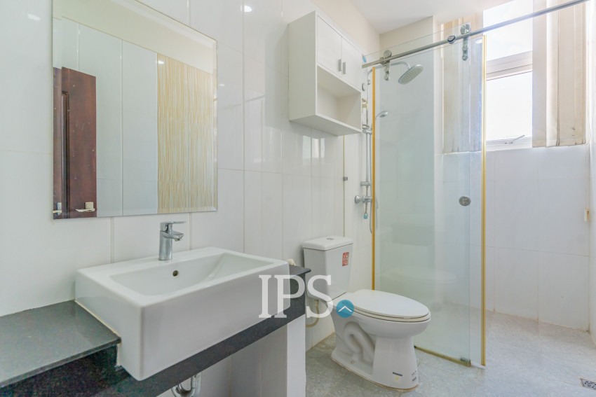 1 Bedroom Serviced Apartment For Rent - BKK1, Phnom Penh