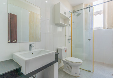 1 Bedroom Serviced Apartment For Rent - BKK1, Phnom Penh thumbnail