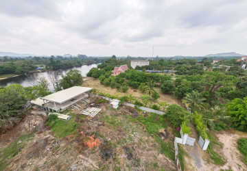 4,051 Sqm Land For Sale - Along Preaek Tuek Chu, Kampot Province thumbnail