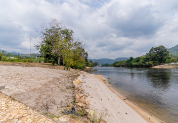 4,051 Sqm Land For Sale - Along Preaek Tuek Chu, Kampot Province thumbnail
