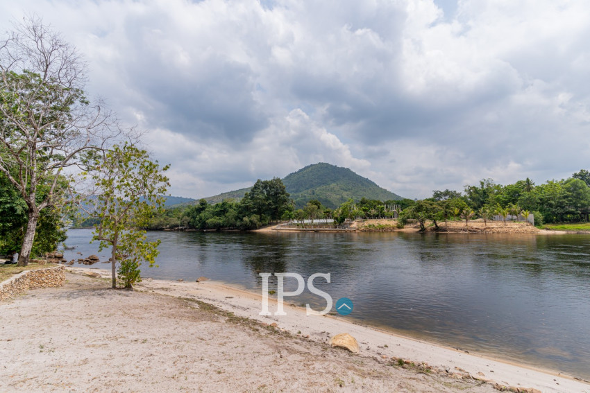 4,051 Sqm Land For Sale - Along Preaek Tuek Chu, Kampot Province