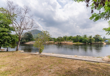 4,051 Sqm Land For Sale - Along Preaek Tuek Chu, Kampot Province thumbnail