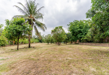 4,051 Sqm Land For Sale - Along Preaek Tuek Chu, Kampot Province thumbnail
