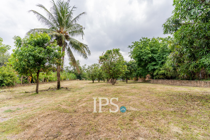 4,051 Sqm Land For Sale - Along Preaek Tuek Chu, Kampot Province