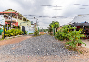 4,051 Sqm Land For Sale - Along Preaek Tuek Chu, Kampot Province thumbnail