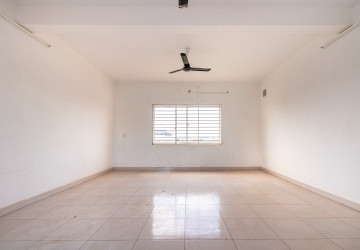 24 Room Commercial Building For Rent - Sala Kamreuk, Siem Reap thumbnail