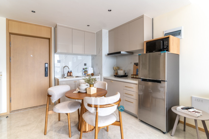 1 Bedroom Condo For Rent - The Pinnacle, Tonle Bassac, Phnom Penh