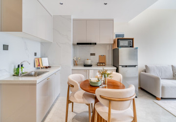 1 Bedroom Condo For Rent - The Pinnacle, Tonle Bassac, Phnom Penh thumbnail