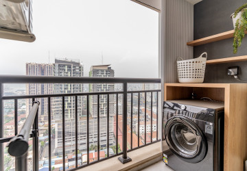 1 Bedroom Condo For Rent - The Pinnacle, Tonle Bassac, Phnom Penh thumbnail