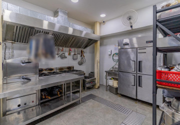 400 Sqm Retail Space For Rent - Beoung Raing, Phnom Penh thumbnail