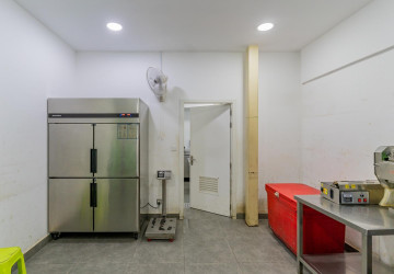 400 Sqm Retail Space For Rent - Beoung Raing, Phnom Penh thumbnail