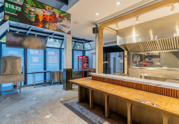 400 Sqm Retail Space For Rent - Beoung Raing, Phnom Penh thumbnail