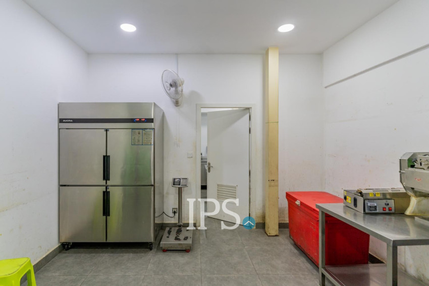 400 Sqm Retail Space For Rent - Beoung Raing, Phnom Penh