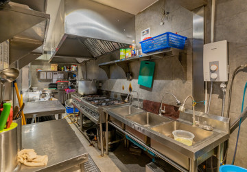 400 Sqm Retail Space For Rent - Beoung Raing, Phnom Penh thumbnail