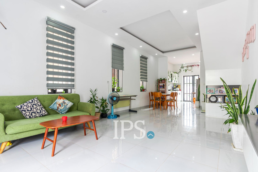 3 Bedroom Flat For Rent - Sala Kamreuk, Siem Reap