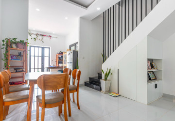 3 Bedroom Flat For Rent - Sala Kamreuk, Siem Reap thumbnail