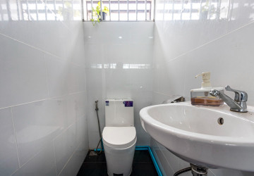 3 Bedroom Flat For Rent - Sala Kamreuk, Siem Reap thumbnail