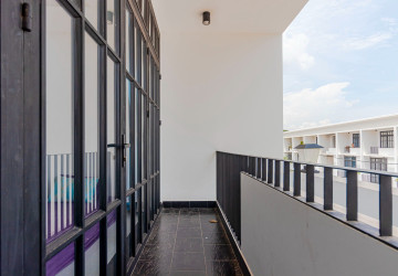 3 Bedroom Flat For Rent - Sala Kamreuk, Siem Reap thumbnail