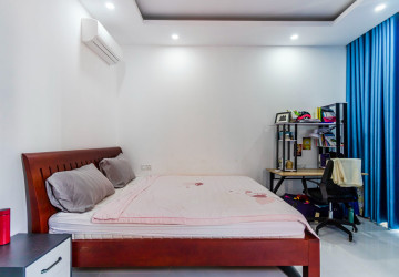 3 Bedroom Flat For Rent - Sala Kamreuk, Siem Reap thumbnail