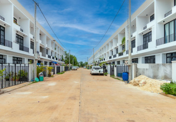 3 Bedroom Flat For Rent - Sala Kamreuk, Siem Reap thumbnail