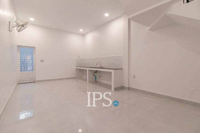 8 Bedroom Shophouse For Rent - Slor Kram, Siem Reap