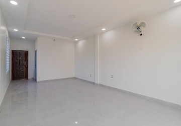 8 Bedroom Shophouse For Rent - Slor Kram, Siem Reap thumbnail