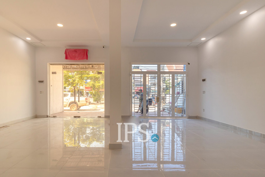 8 Bedroom Shophouse For Rent - Slor Kram, Siem Reap