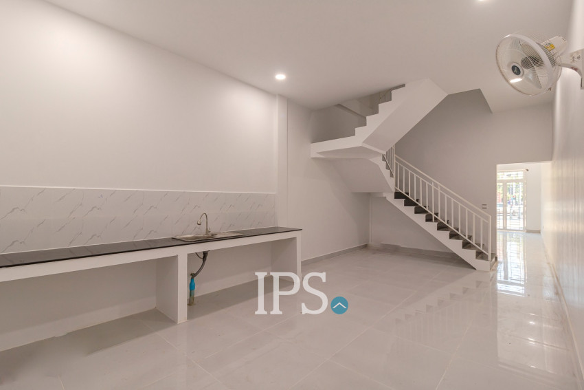 8 Bedroom Shophouse For Rent - Slor Kram, Siem Reap