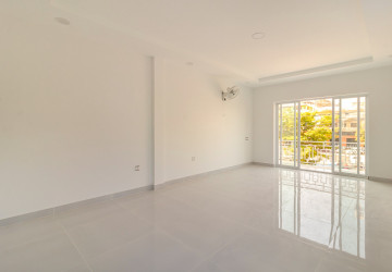 8 Bedroom Shophouse For Rent - Slor Kram, Siem Reap thumbnail