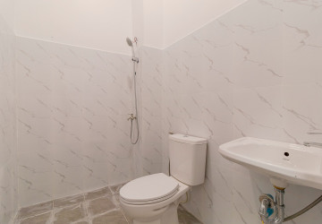 8 Bedroom Shophouse For Rent - Slor Kram, Siem Reap thumbnail