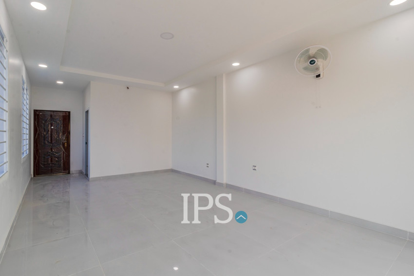 8 Bedroom Shophouse For Rent - Slor Kram, Siem Reap