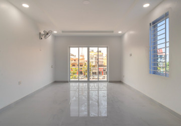 8 Bedroom Shophouse For Rent - Slor Kram, Siem Reap thumbnail