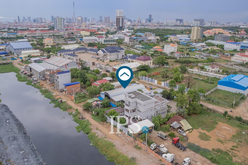 1,060 Sqm Warehouse For Rent - Kilometer 6, Phnom Penh