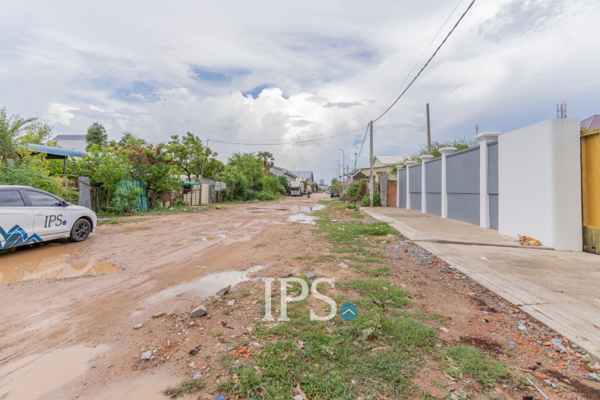 1,060 Sqm Warehouse For Rent - Kilometer 6, Phnom Penh