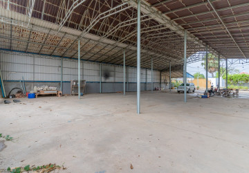 1,060 Sqm Warehouse For Rent - Kilometer 6, Phnom Penh thumbnail