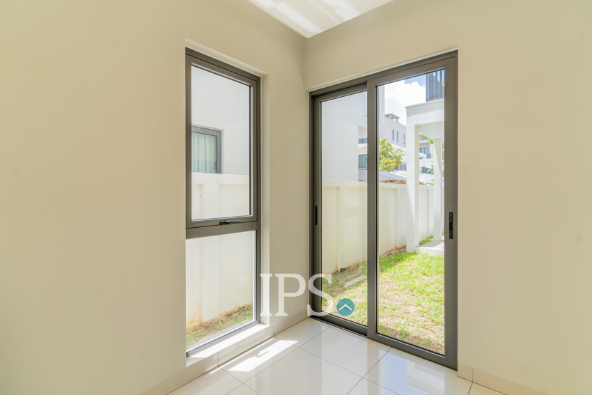 4 Bedroom Villa Klem For Sale - Chankiri Palm Creek, Preaek Kampues, Phnom Penh