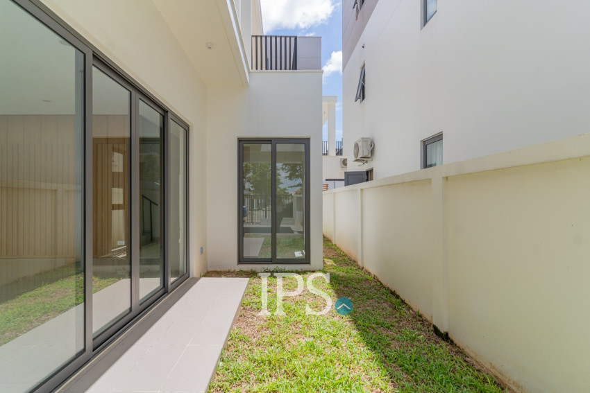 4 Bedroom Villa Klem For Sale - Chankiri Palm Creek, Preaek Kampues, Phnom Penh