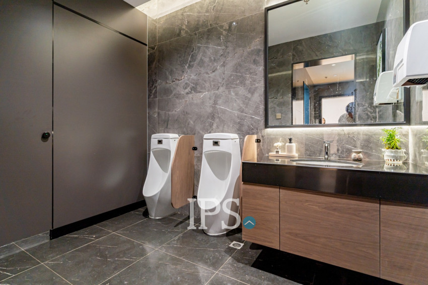 Studio For Sale - The Pinnacle Residence Type A4 Condominium, Tonle Bassac, Phnom Penh