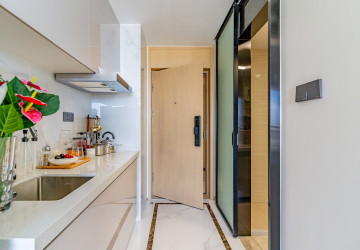 Studio For Sale - The Pinnacle Residence Type A4 Condominium, Tonle Bassac, Phnom Penh thumbnail