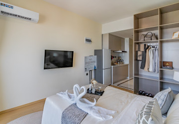 Studio For Sale - The Pinnacle Residence Type A4 Condominium, Tonle Bassac, Phnom Penh thumbnail